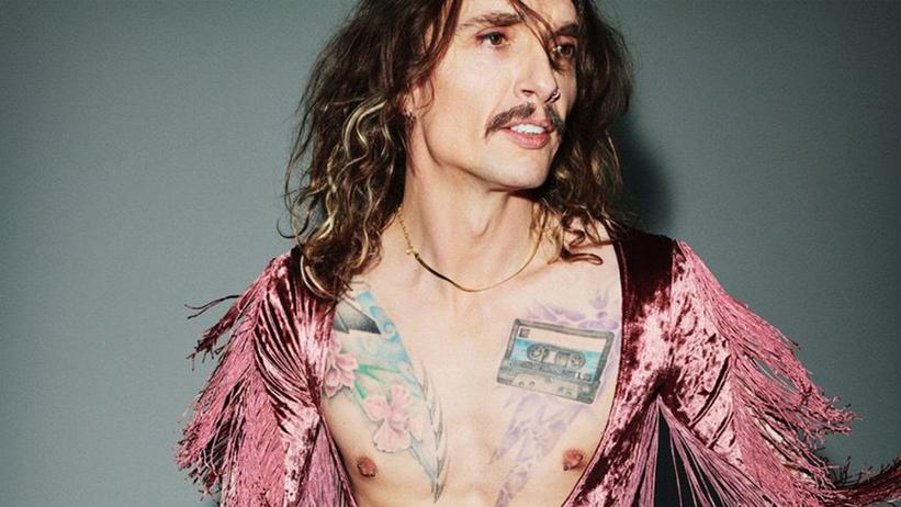 It Goes To 11: The Darkness' Justin Hawkins Shares The Story Behind His One-Of-A-Kind Gibson Guitar